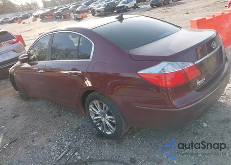 2010 Hyundai Genesis 3.8 z USA, uszkodzony, nr VIN KMHGC4DE1AU070759